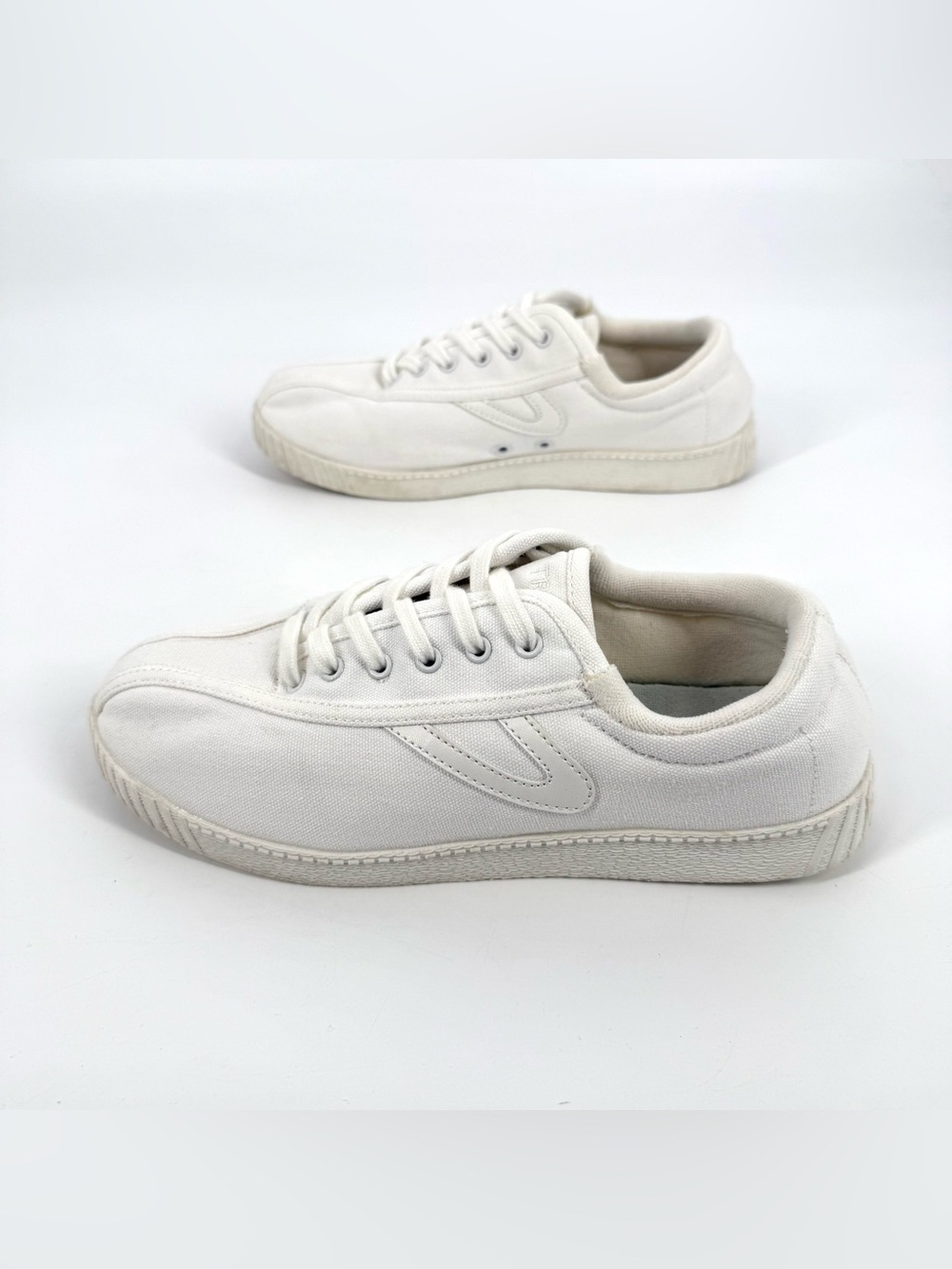 Tretorn Nylite Canvas Sneakers Womens Size 9 White Classic Lace-up Shoes - Picture 4 of 11